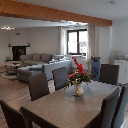 Familienfreundliche Ferienwohnung Zschorlau Esterno foto