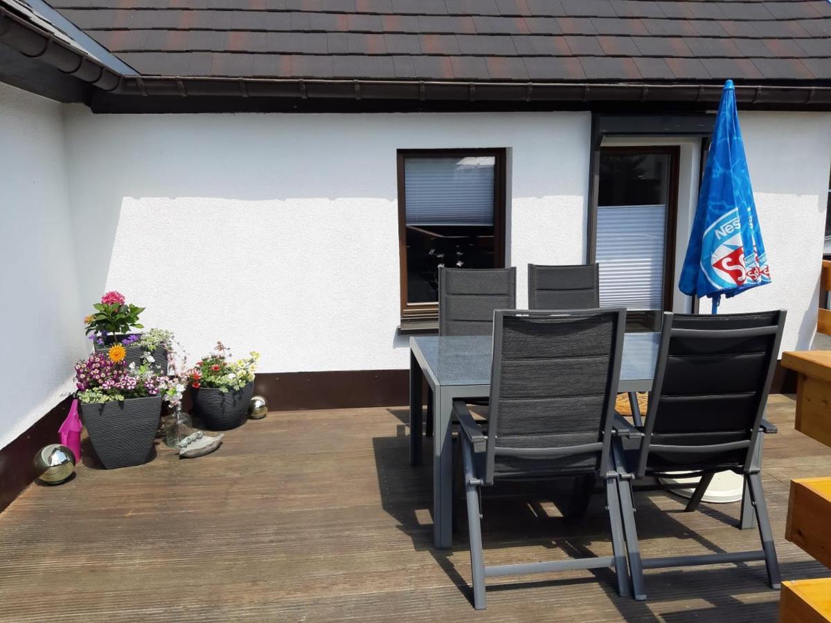 Familienfreundliche Ferienwohnung Zschorlau Esterno foto