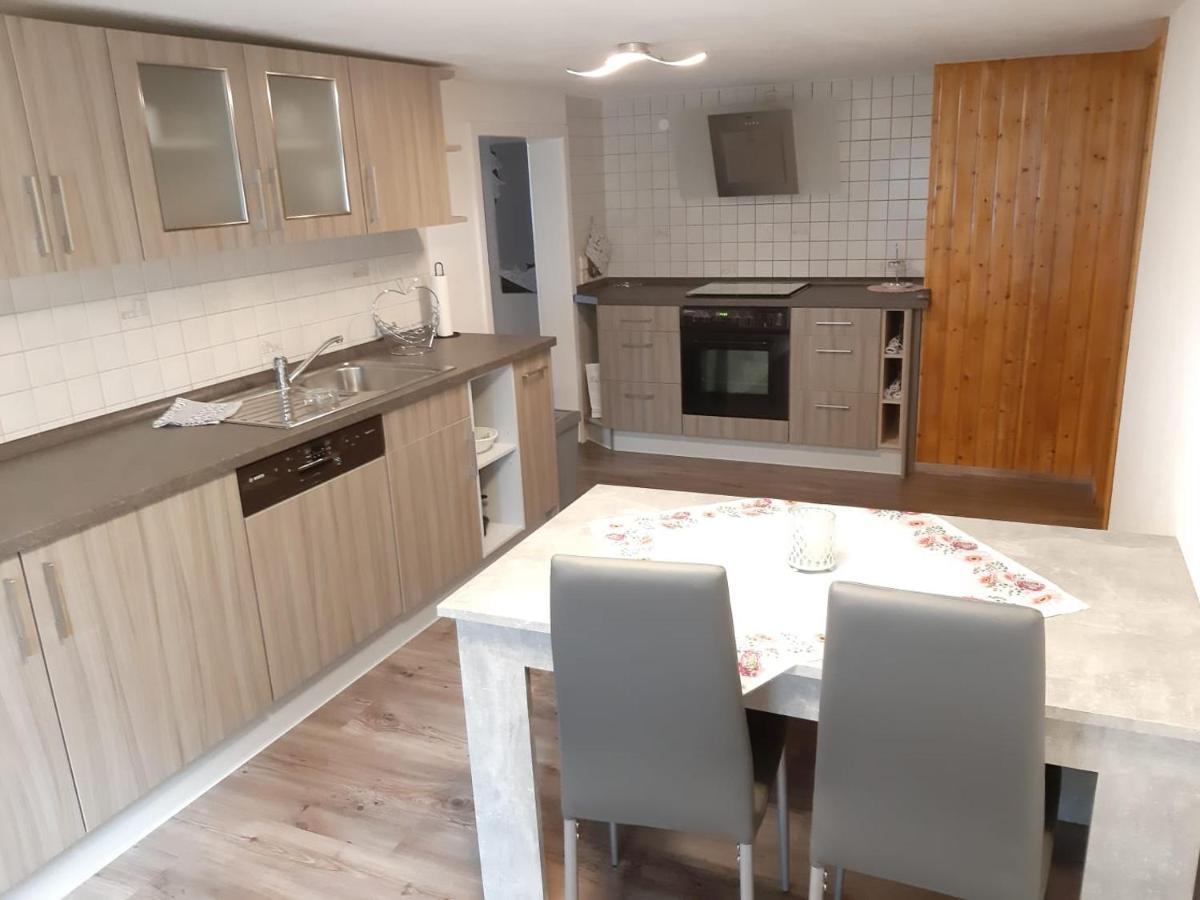 Familienfreundliche Ferienwohnung Zschorlau Esterno foto